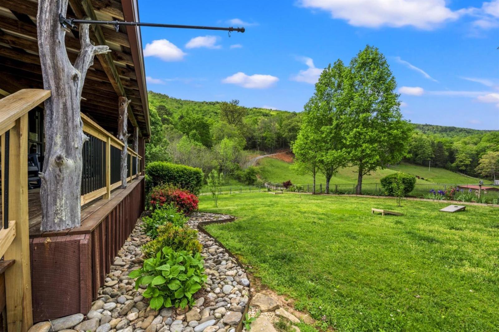 Hidden Star Hideaway-Blackberry Farm-Smoky Mtn Nat Park-Hot Tub- Fire Pit- Fenced Yard- Pet Friendly Walland Ngoại thất bức ảnh