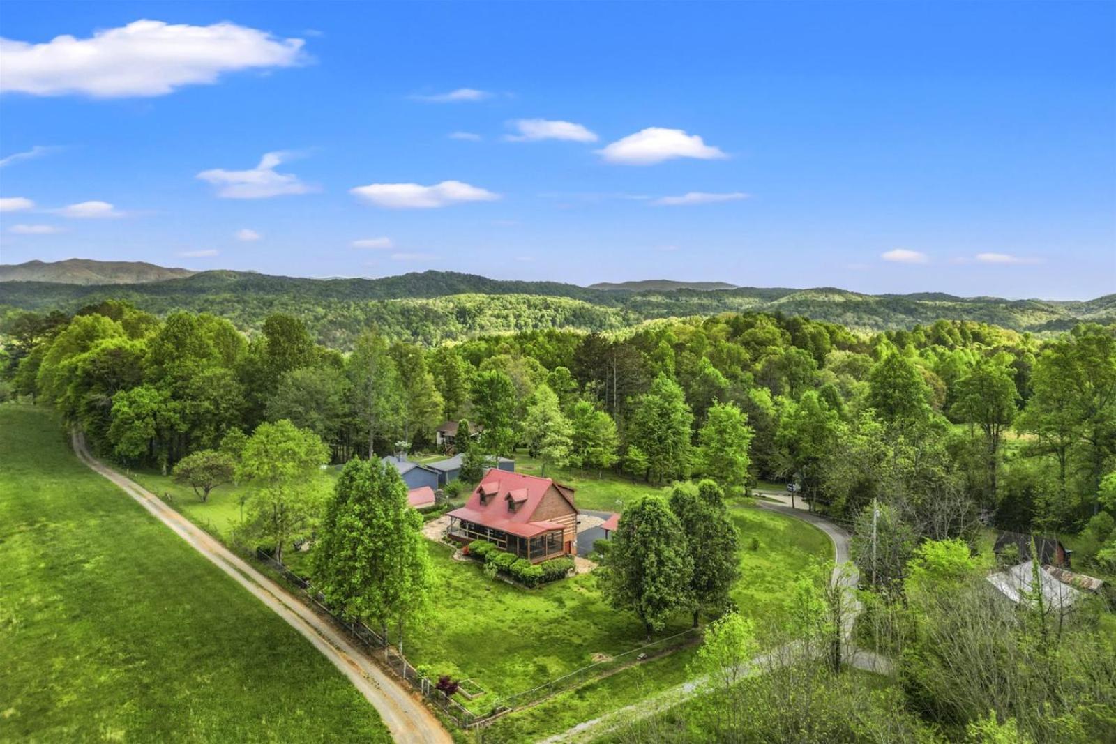 Hidden Star Hideaway-Blackberry Farm-Smoky Mtn Nat Park-Hot Tub- Fire Pit- Fenced Yard- Pet Friendly Walland Ngoại thất bức ảnh